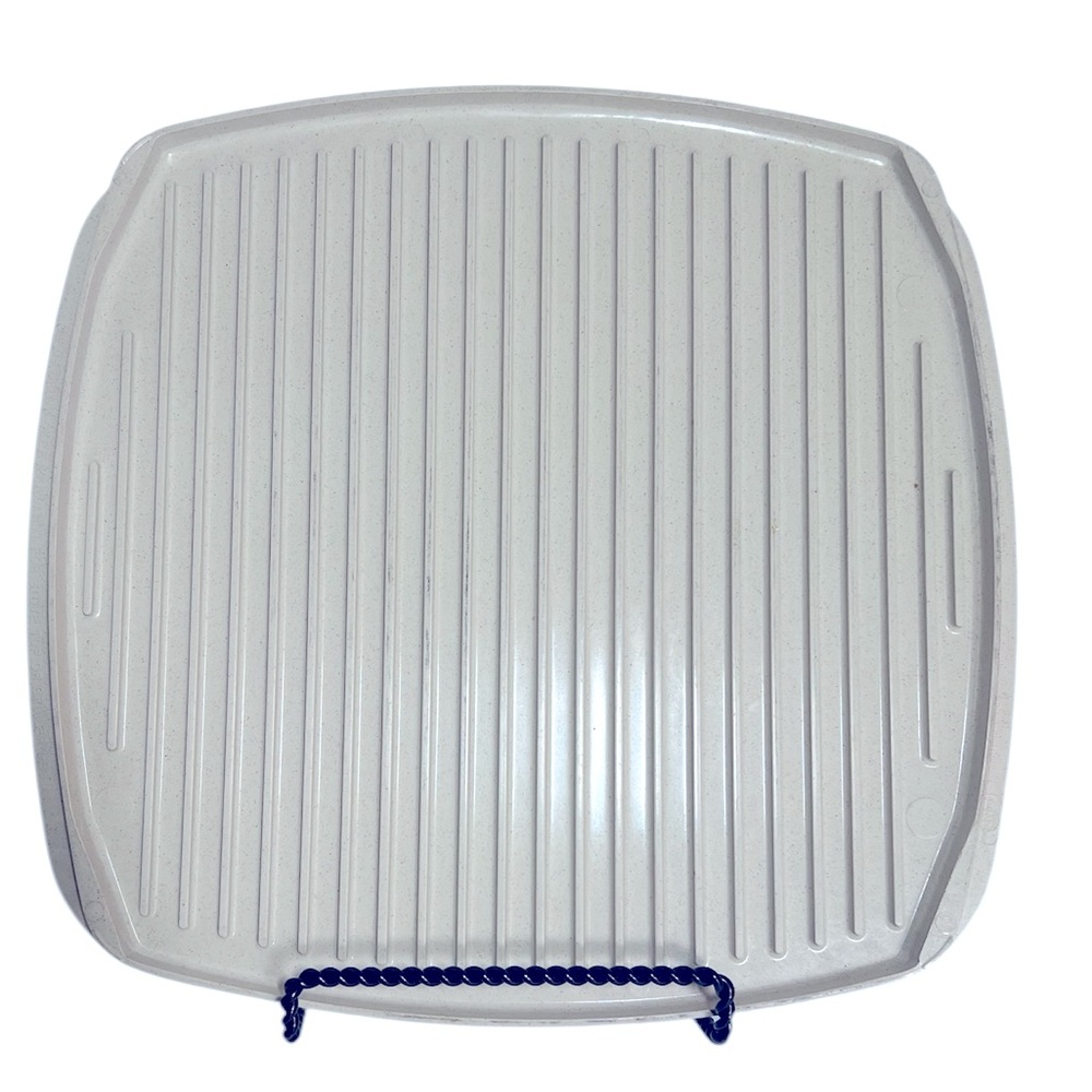 Vintage Nordic Ware Cream Bacon Tray/Meat Defroster.